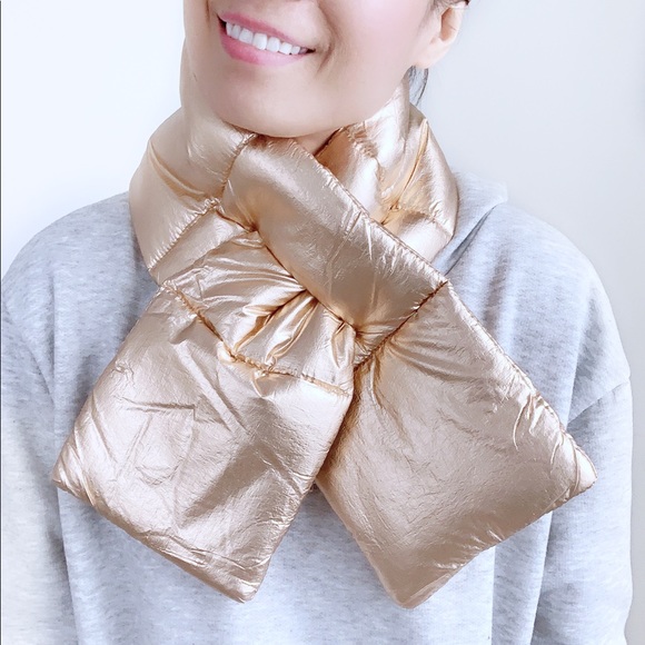 STYLISH PUFFER NECK WARMER - ROSE GOLD - Picture 3 of 9